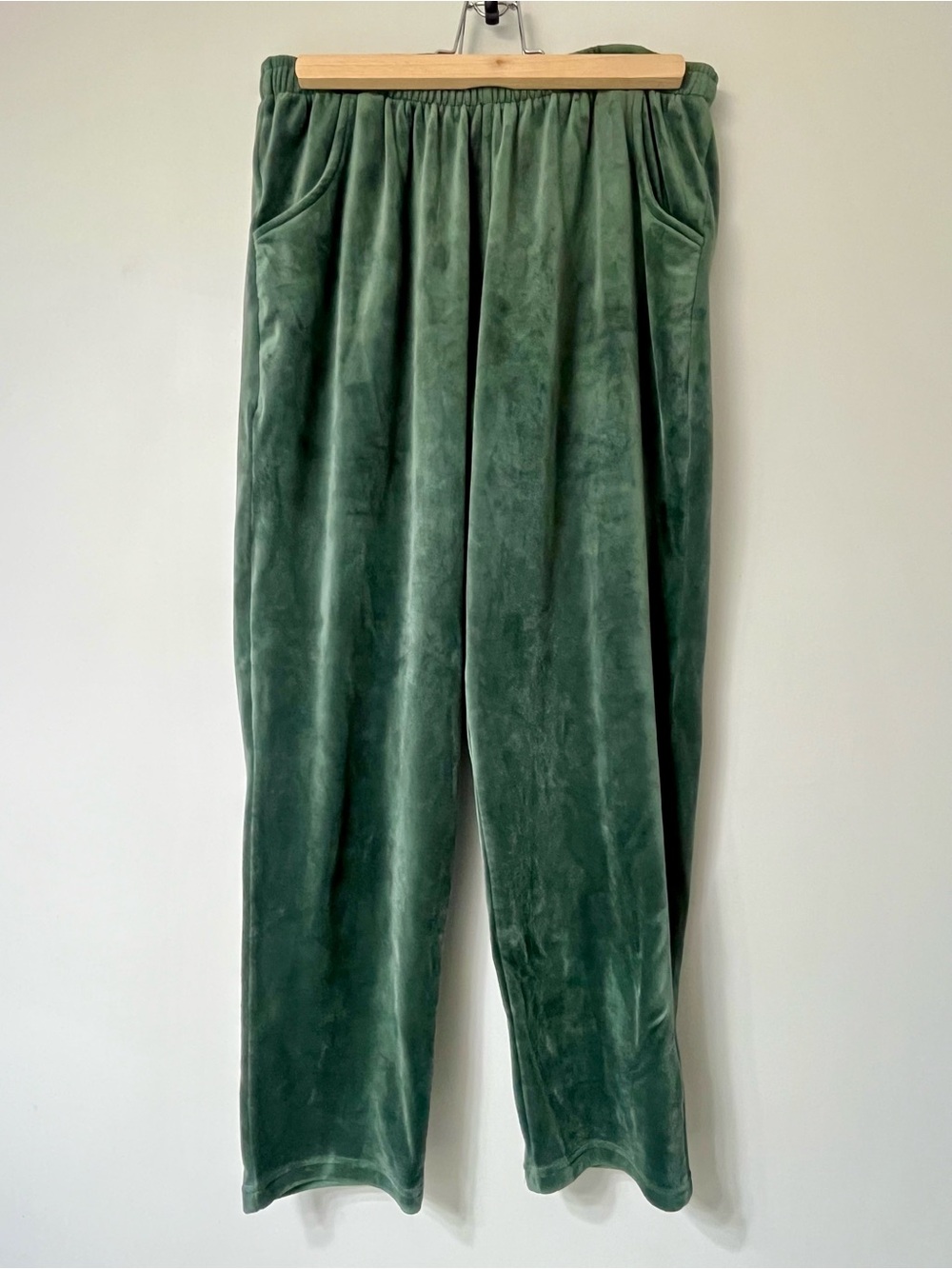 Marmot Velvet-Look Elastic Waist Track Pants in Deep Green